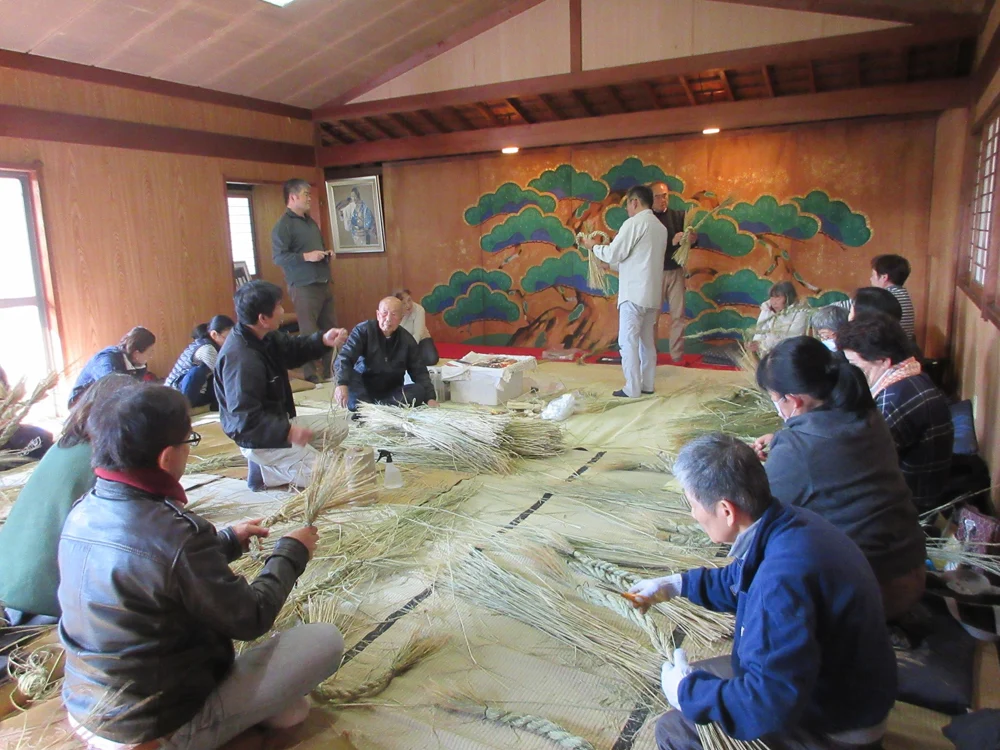 つくぼ片山家_藁のワークショップ