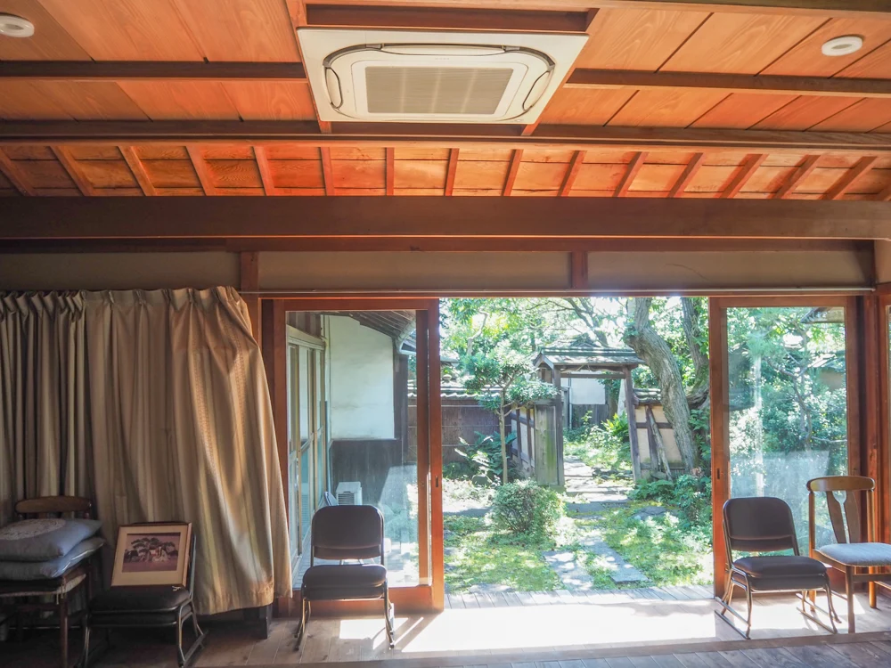 つくぼ片山家_クーラー