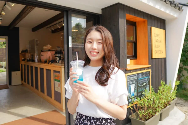 CAFÉ JAPAN BLUE GARDEN 〜 ジーンズメーカーが提案する新たな食文化「藍食」