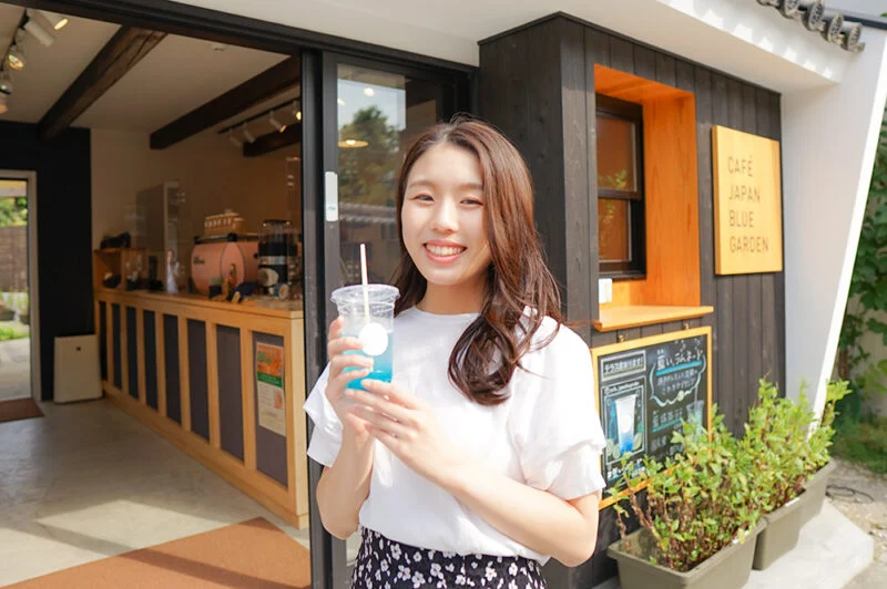 CAFÉ JAPAN BLUE GARDEN 〜 ジーンズメーカーが提案する新たな食文化「藍食」