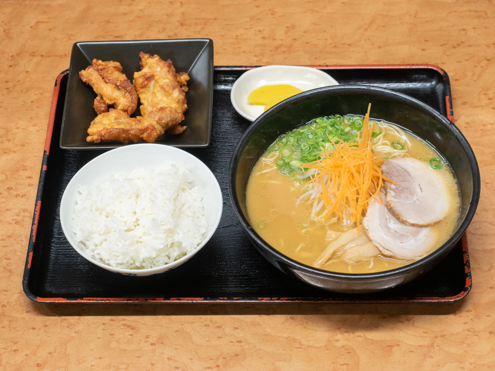 Tonpei: B Set Meal (Ramen)