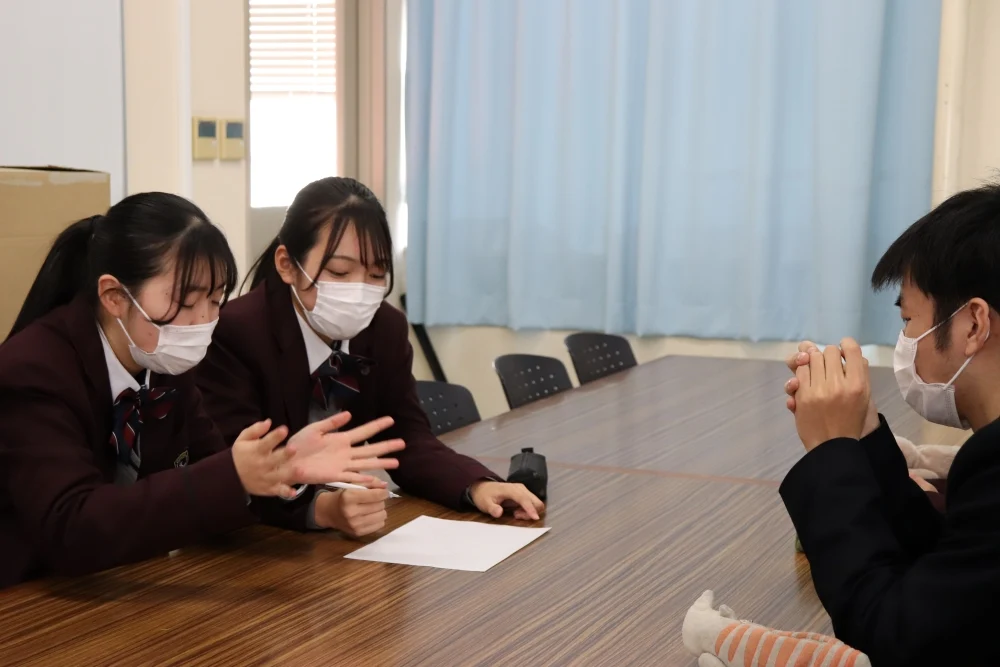 話しているようす