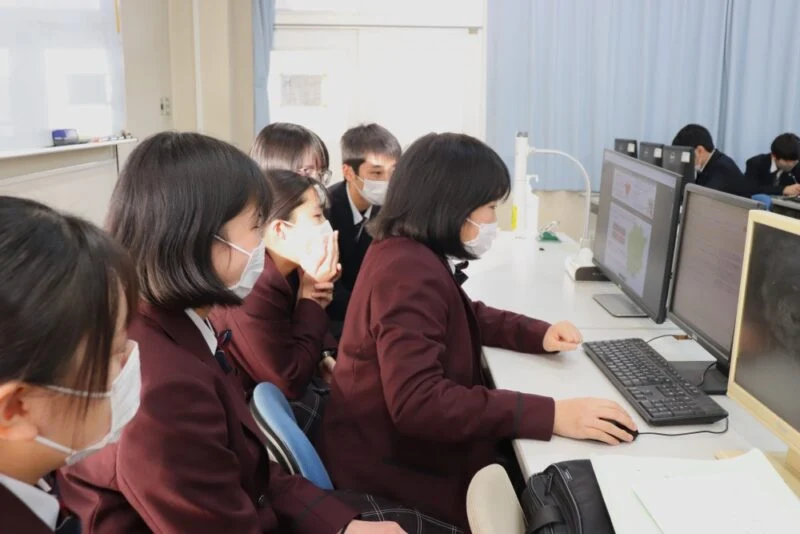 鷲羽高校ビジネス研究部