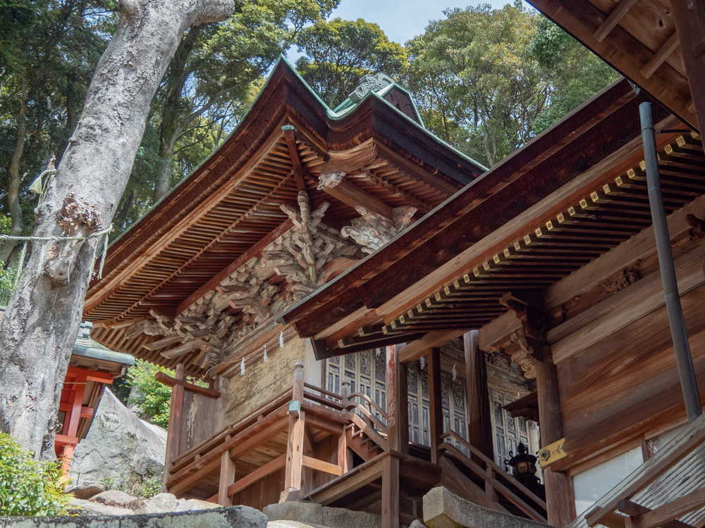 由加神社本宮:本殿