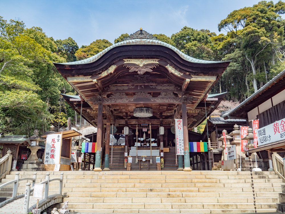 由加神社本宮:拝殿