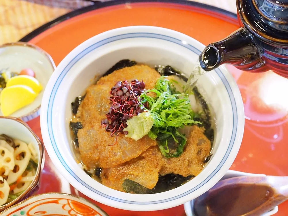 鶴形_お茶