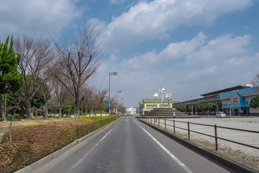 栄駅前道路