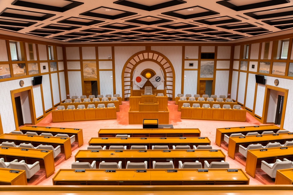 議場を2階から望む