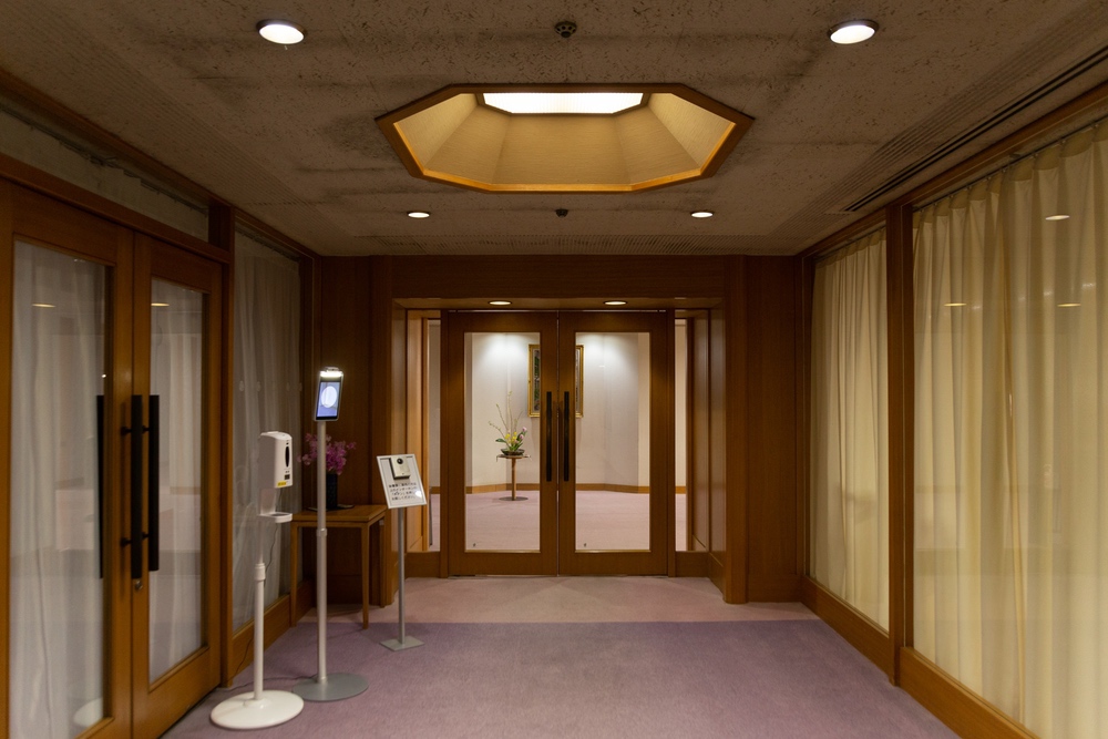 市長公室前のゲート