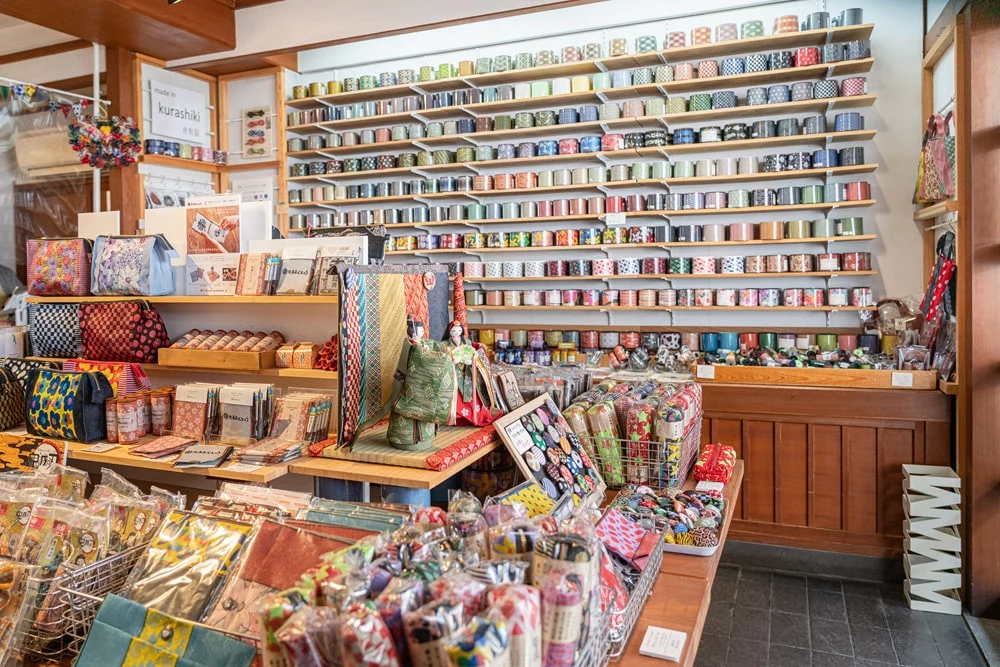 FLAT(フラット)倉敷美観地区店 ～ ハンドメイドにお土産に、畳縁＆畳縁雑貨に出会えるお店