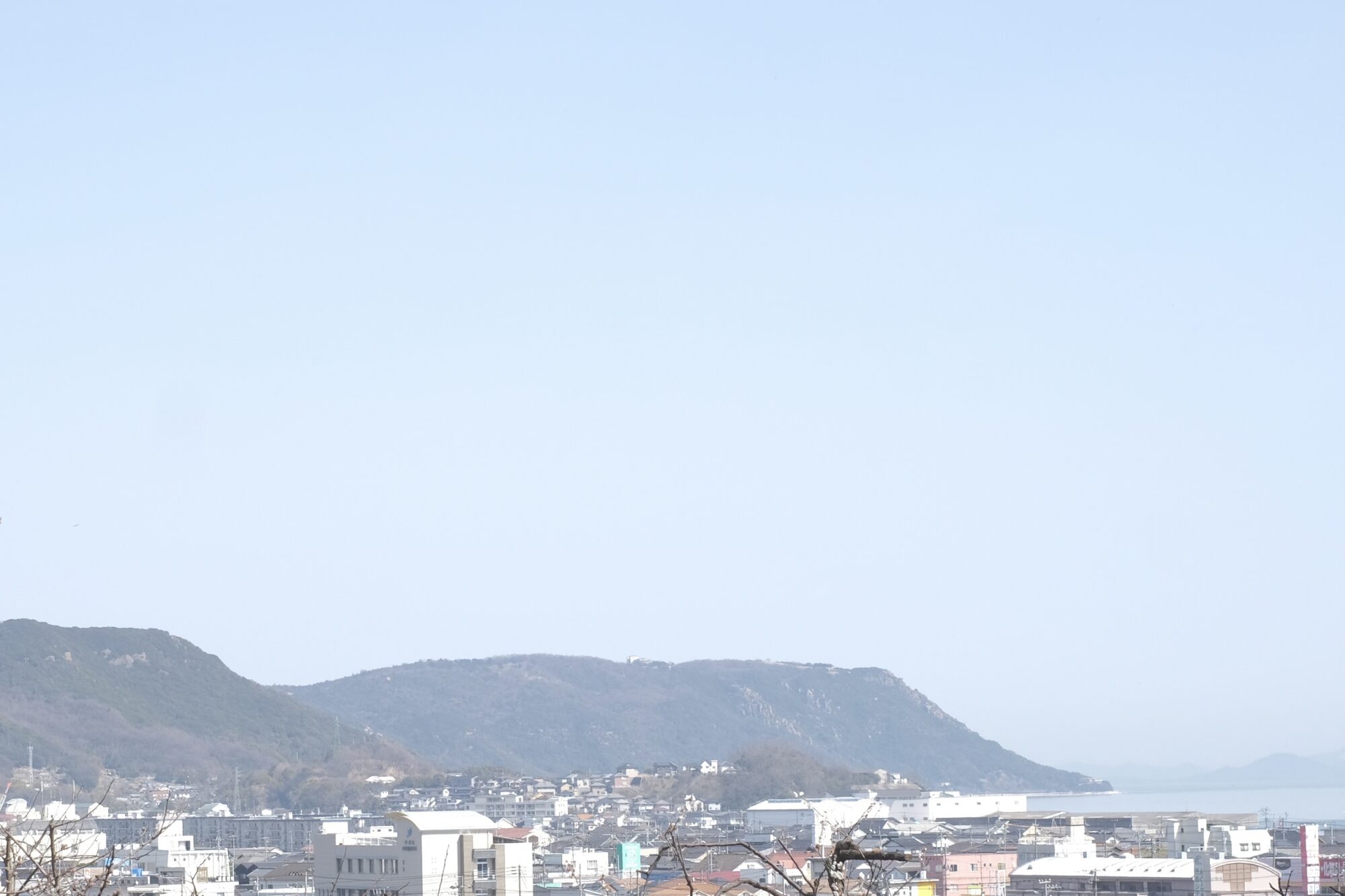 caffe antico sionから見える児島の景色