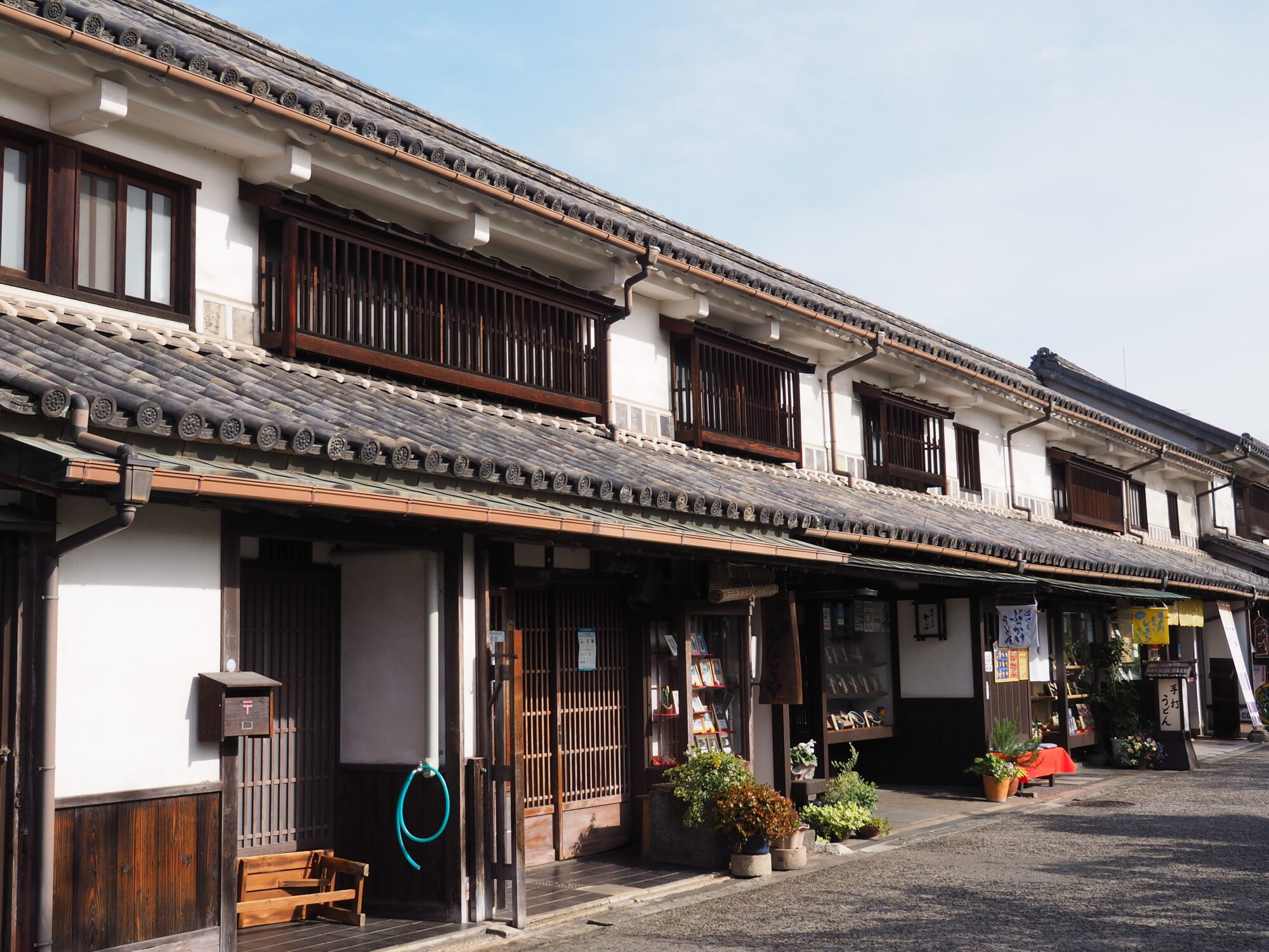 やぶ_一体の建物