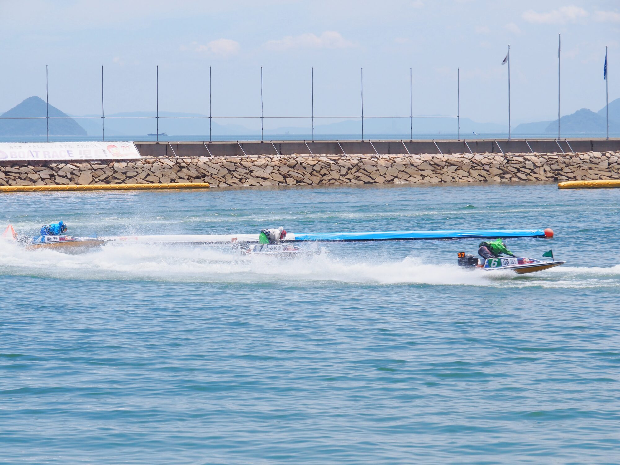 ルールがわからなくても迫力あるレースを観ているとワクワクします