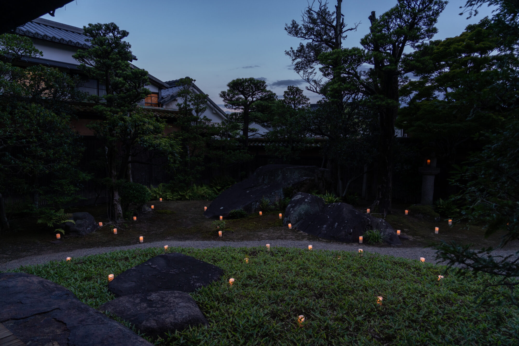 夜の特別公開 有隣荘「一期一景」 庭