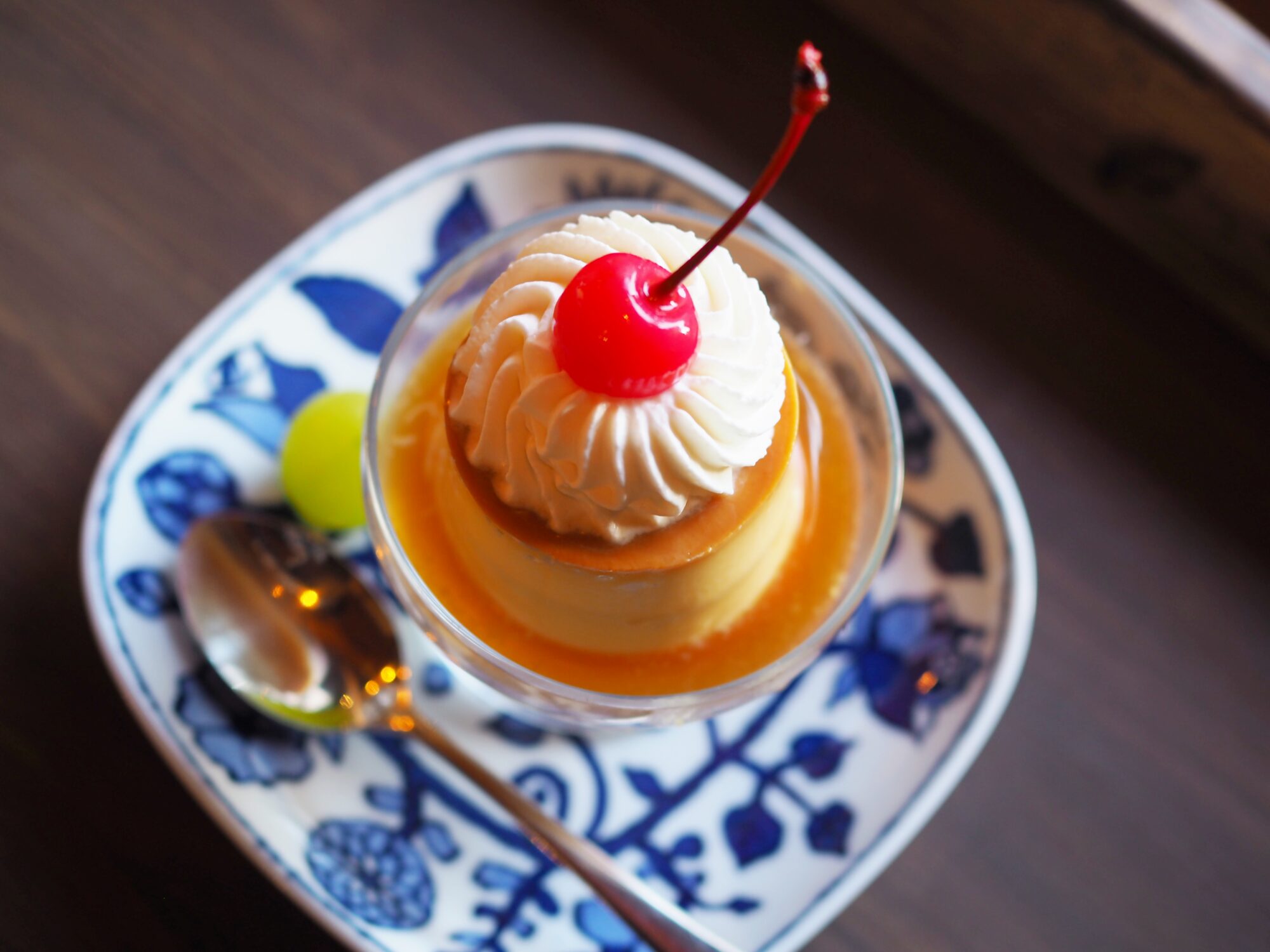 プリン上から_庭とブンガク