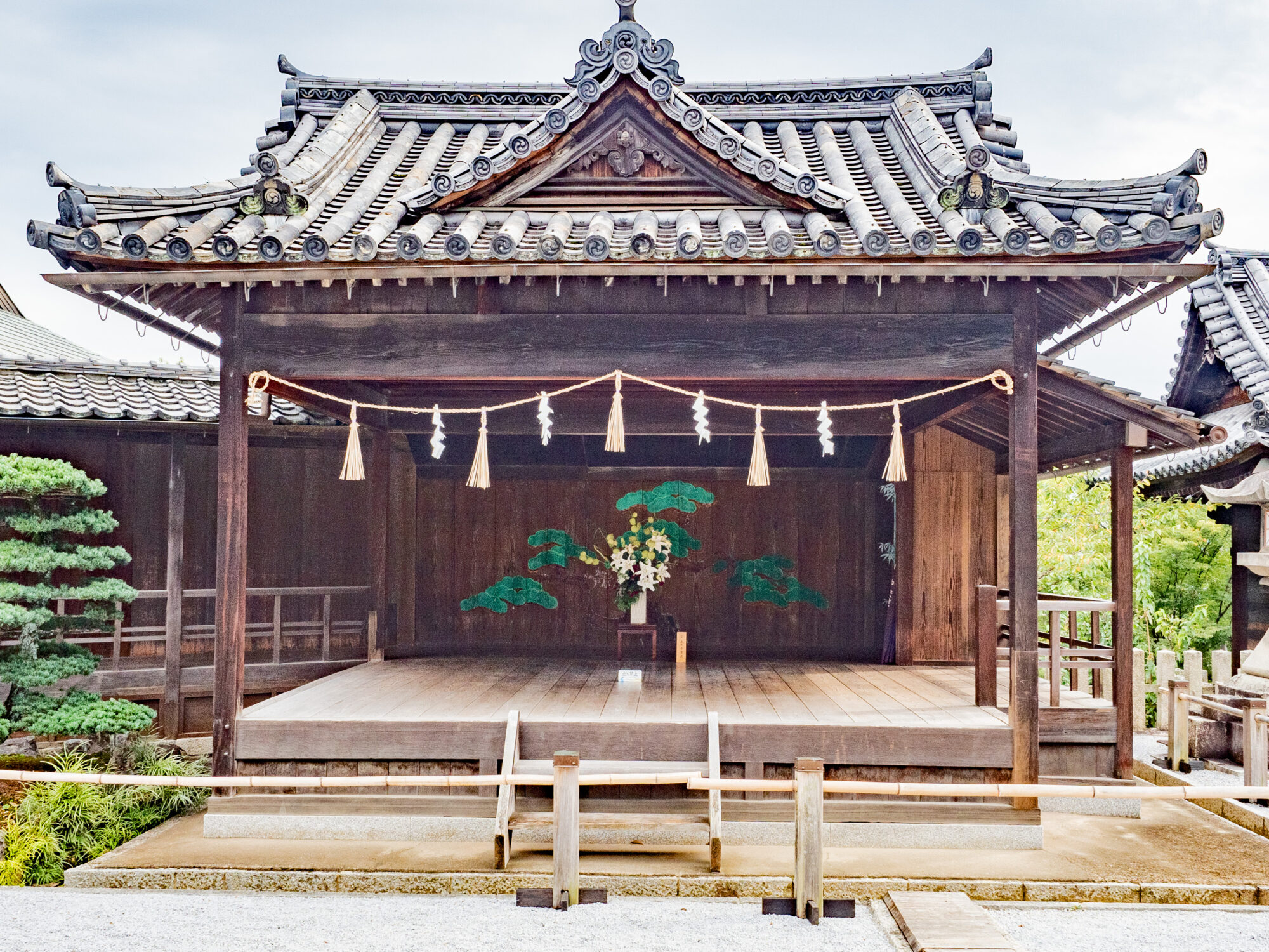 阿智神社：能舞台