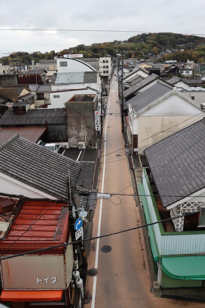 羽黒神社から眺める新町堤防