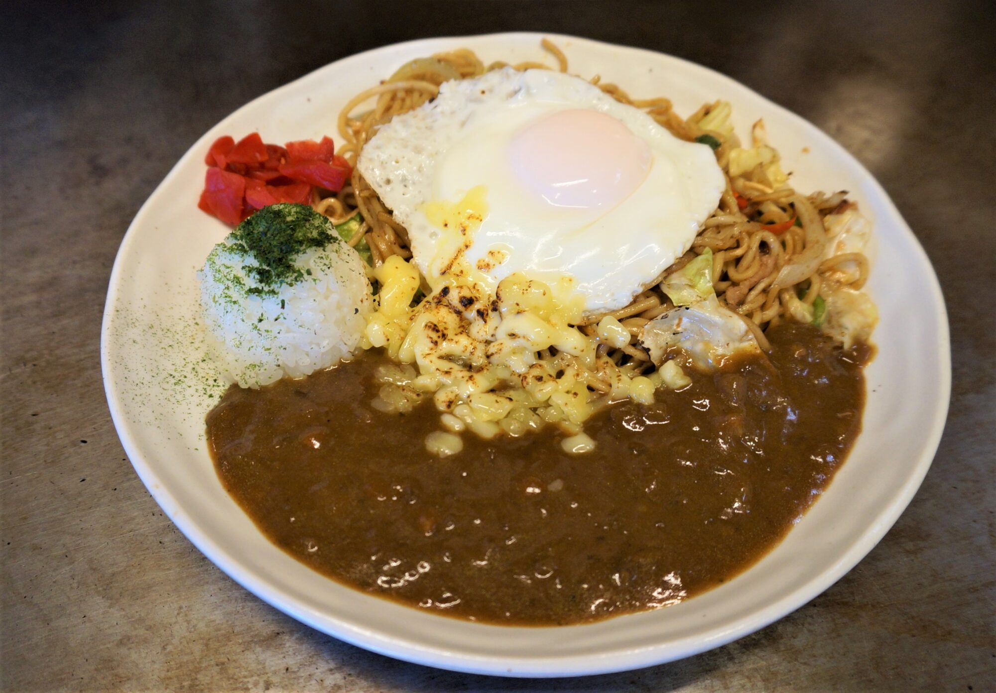 よくばり焼きそばカレー