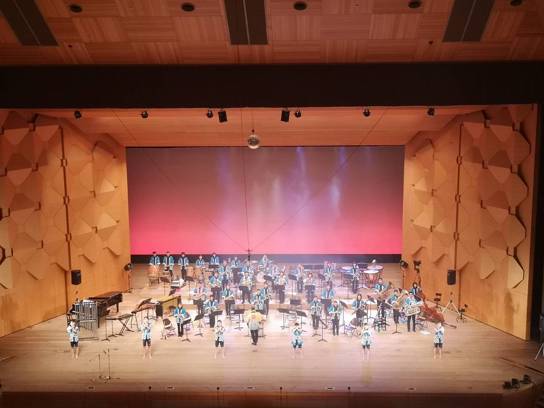 写真提供 ： 金光学園音楽部吹奏楽団