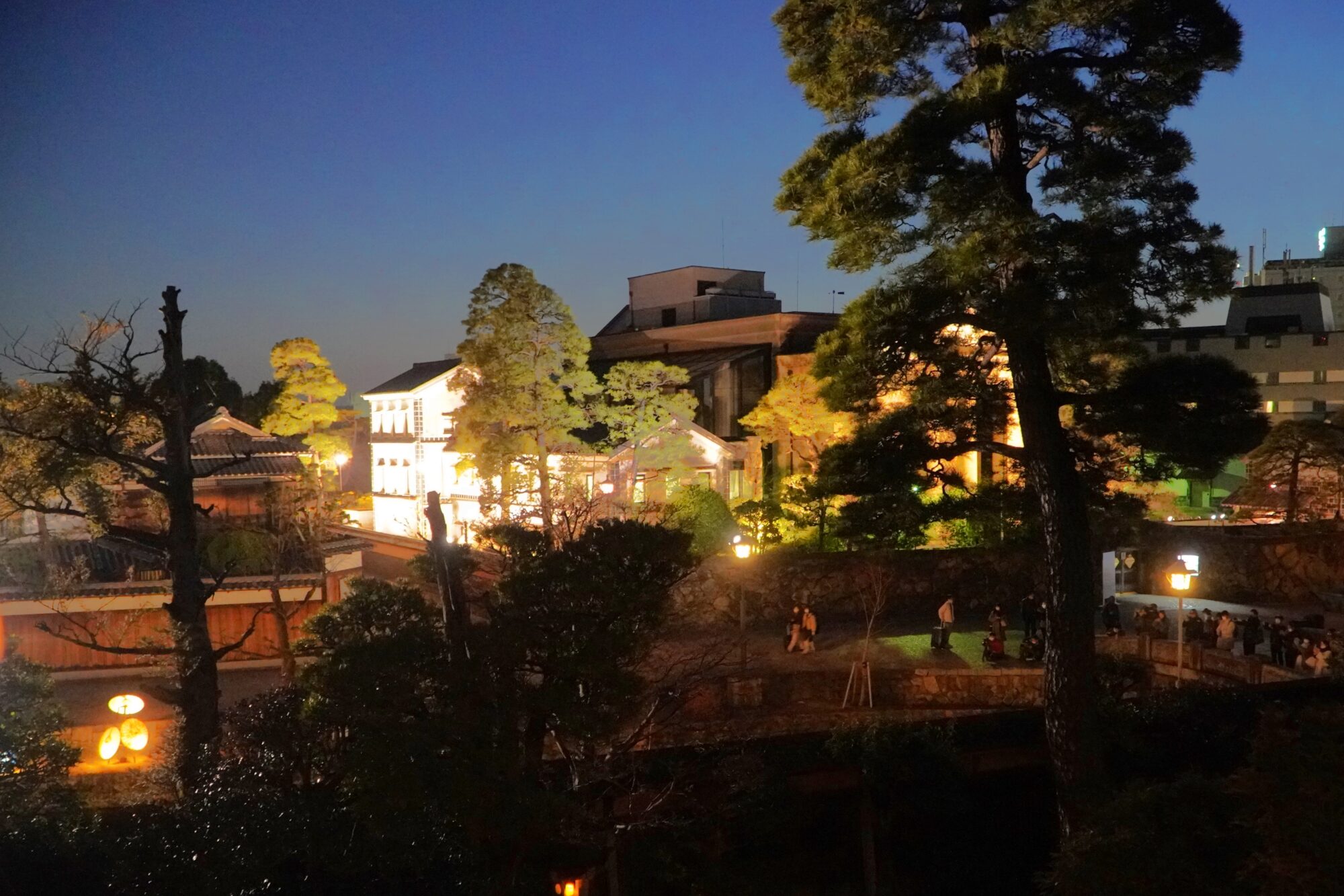 二階から_有隣荘