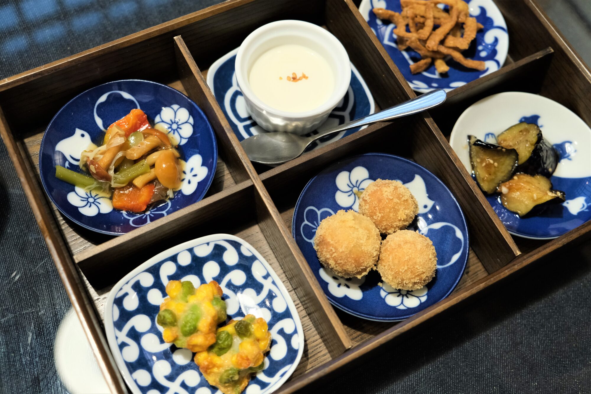 おばんざいと蕎麦のスイーツ