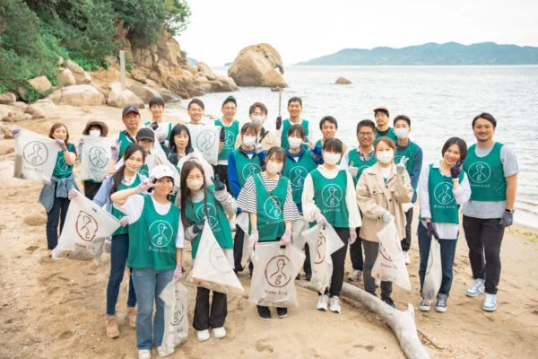 岡山離島プロジェクト（令和5年5月20日開催）〜 瀬戸内海の島でゴミ拾い。自然由来の化粧品ブランド ロクシタンが手がける自然保護活動