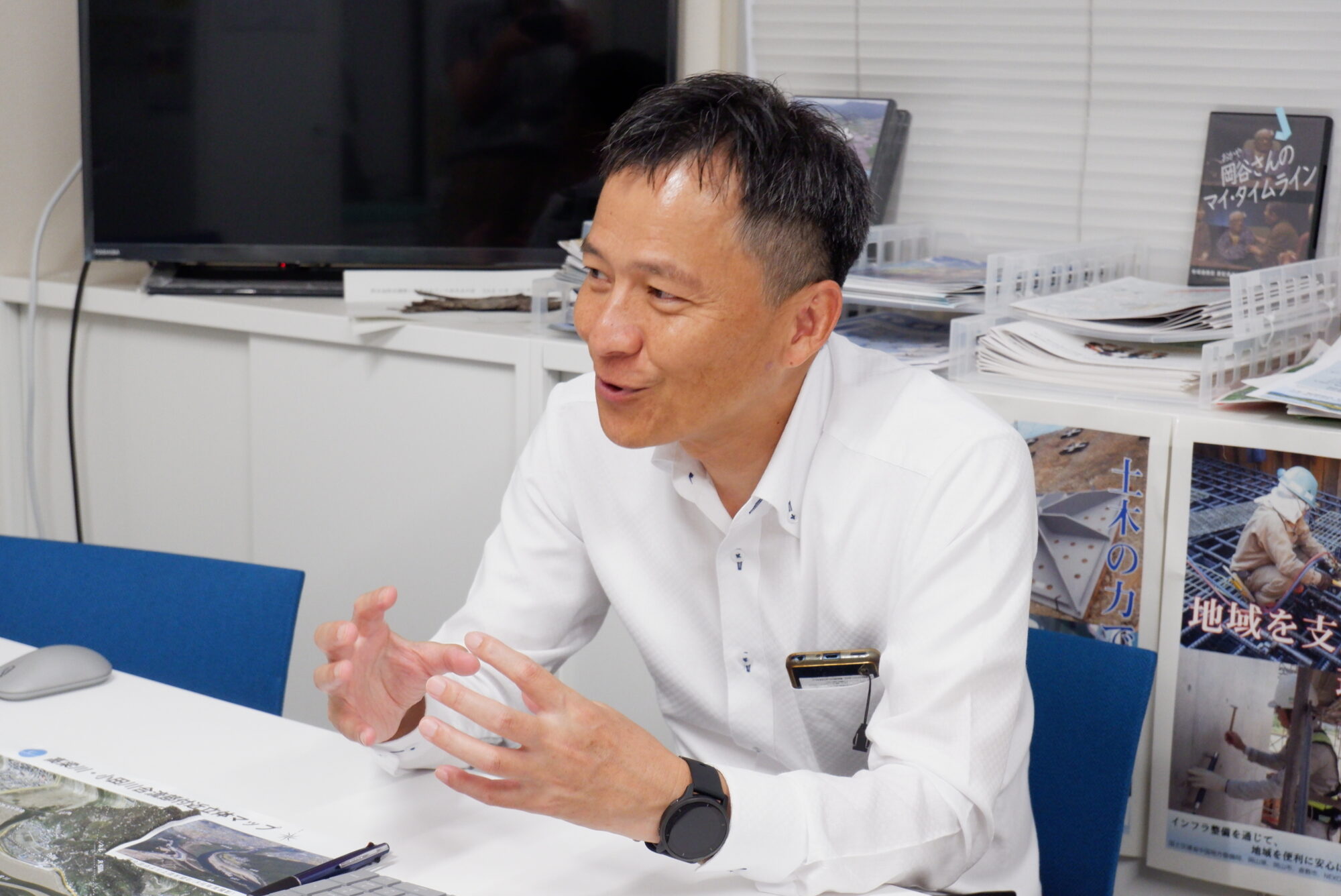 濱田靖彦所長
