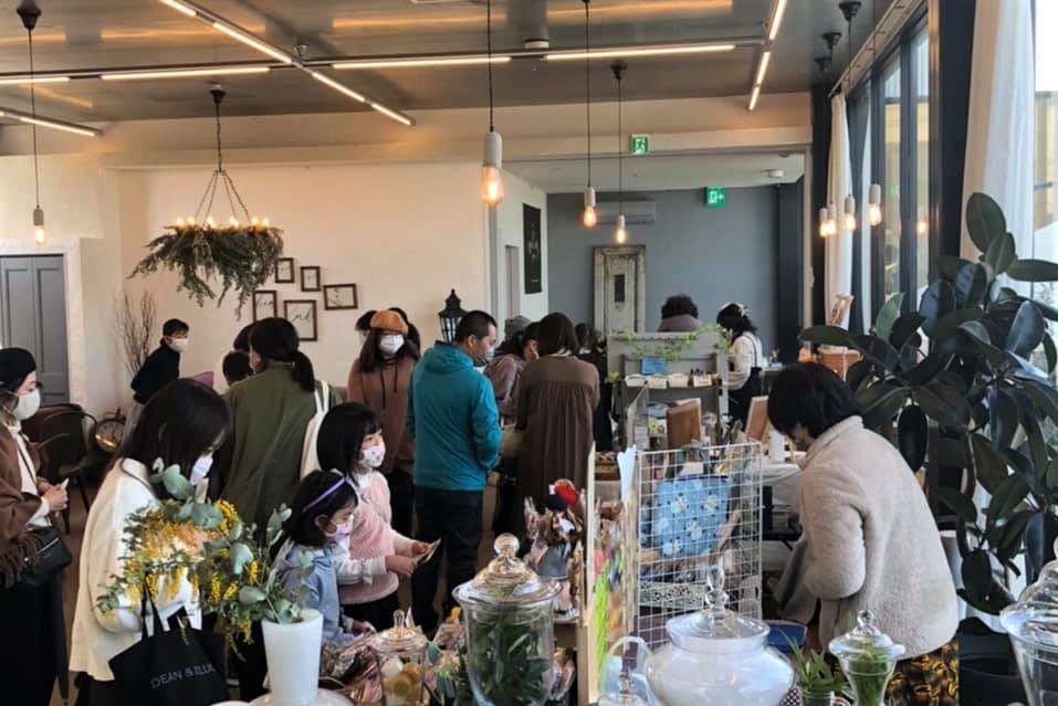 写真提供 : おやカンパニー ファミリーマルシェ2021年2月
