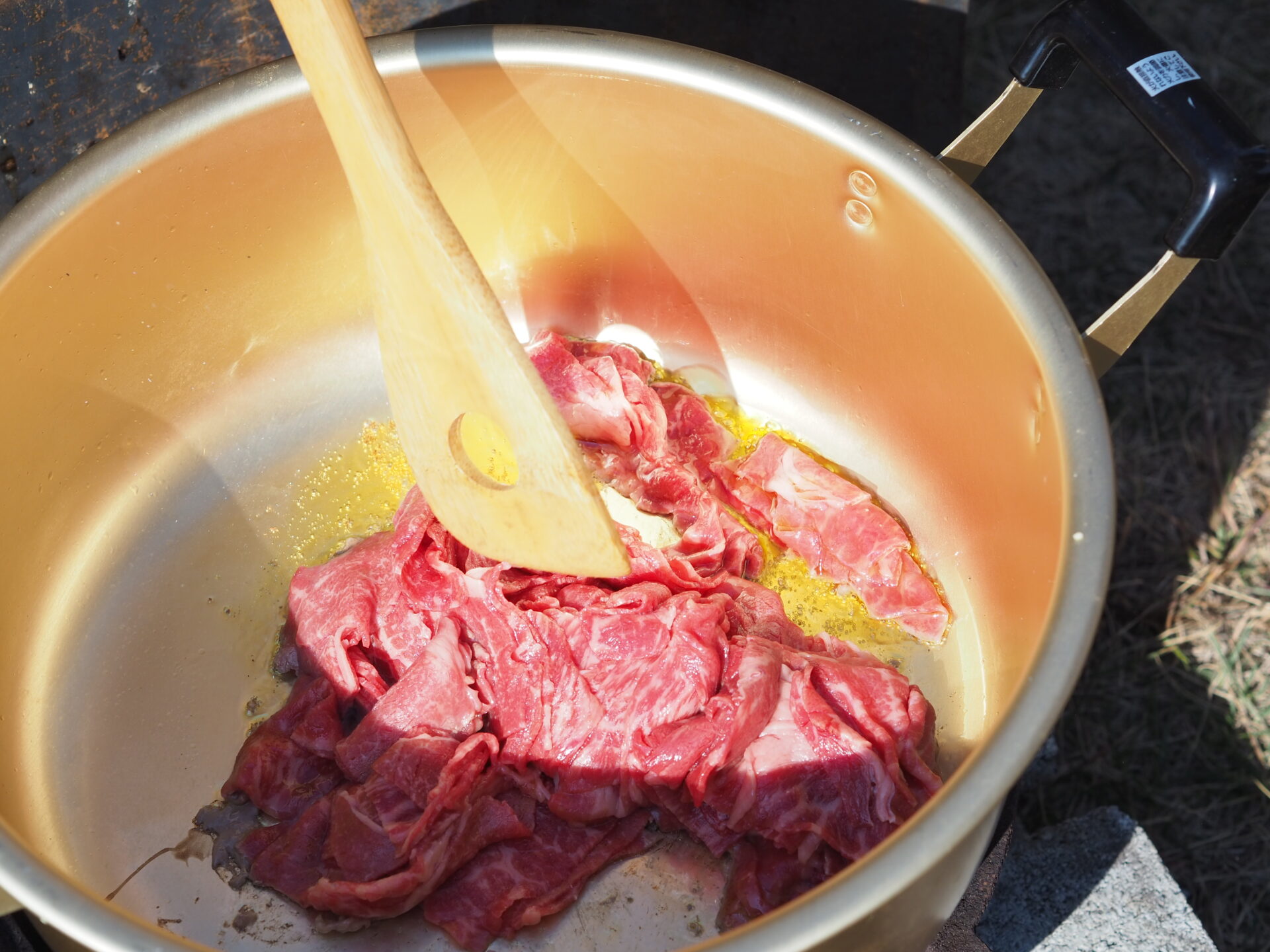 お肉