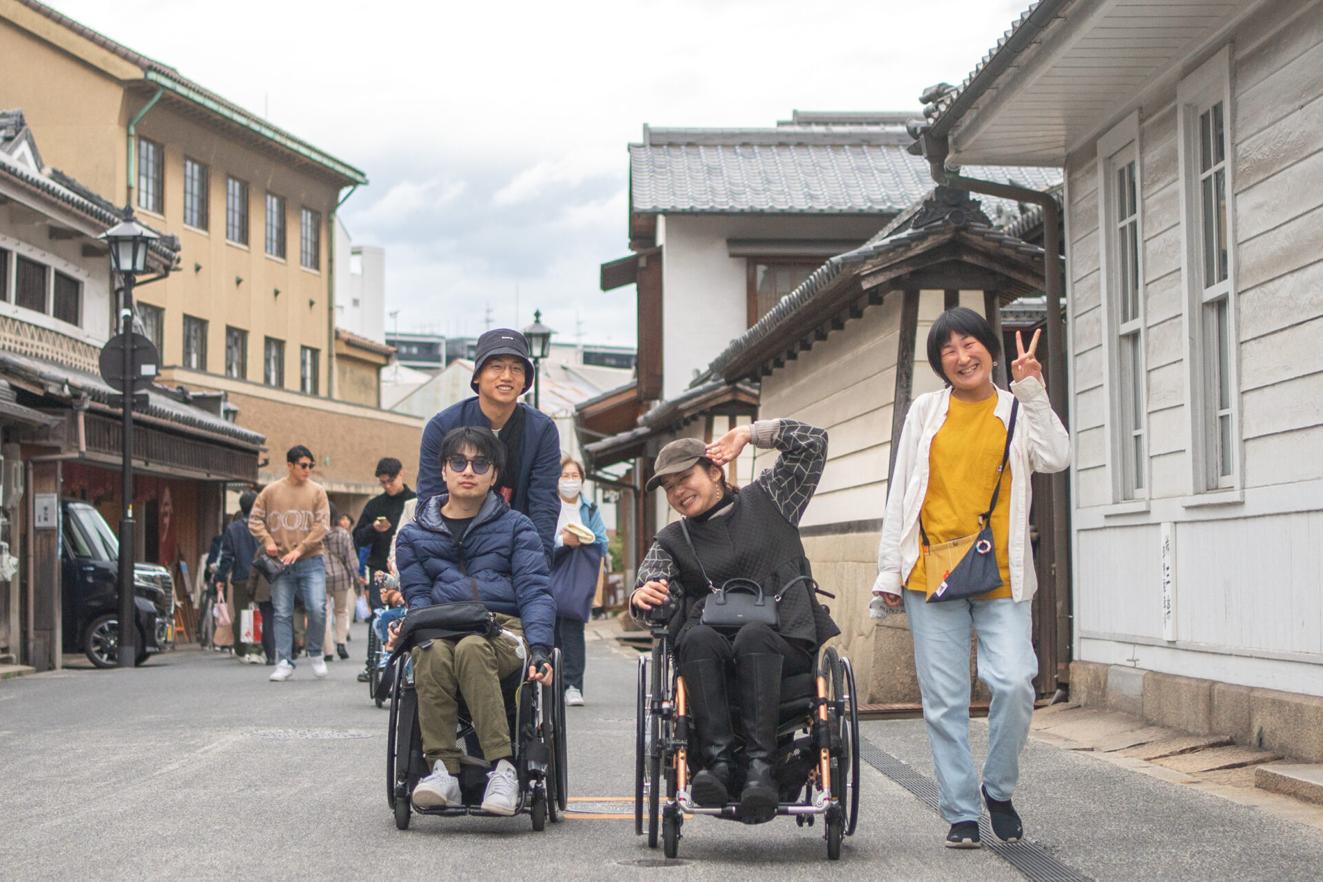 車椅子町歩きのようす1