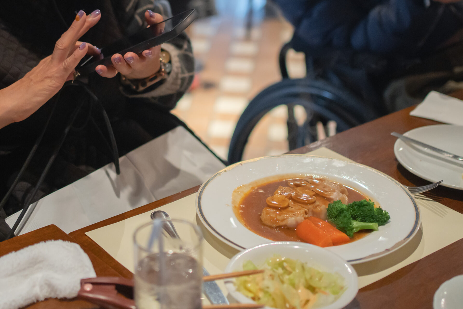 昼食4
