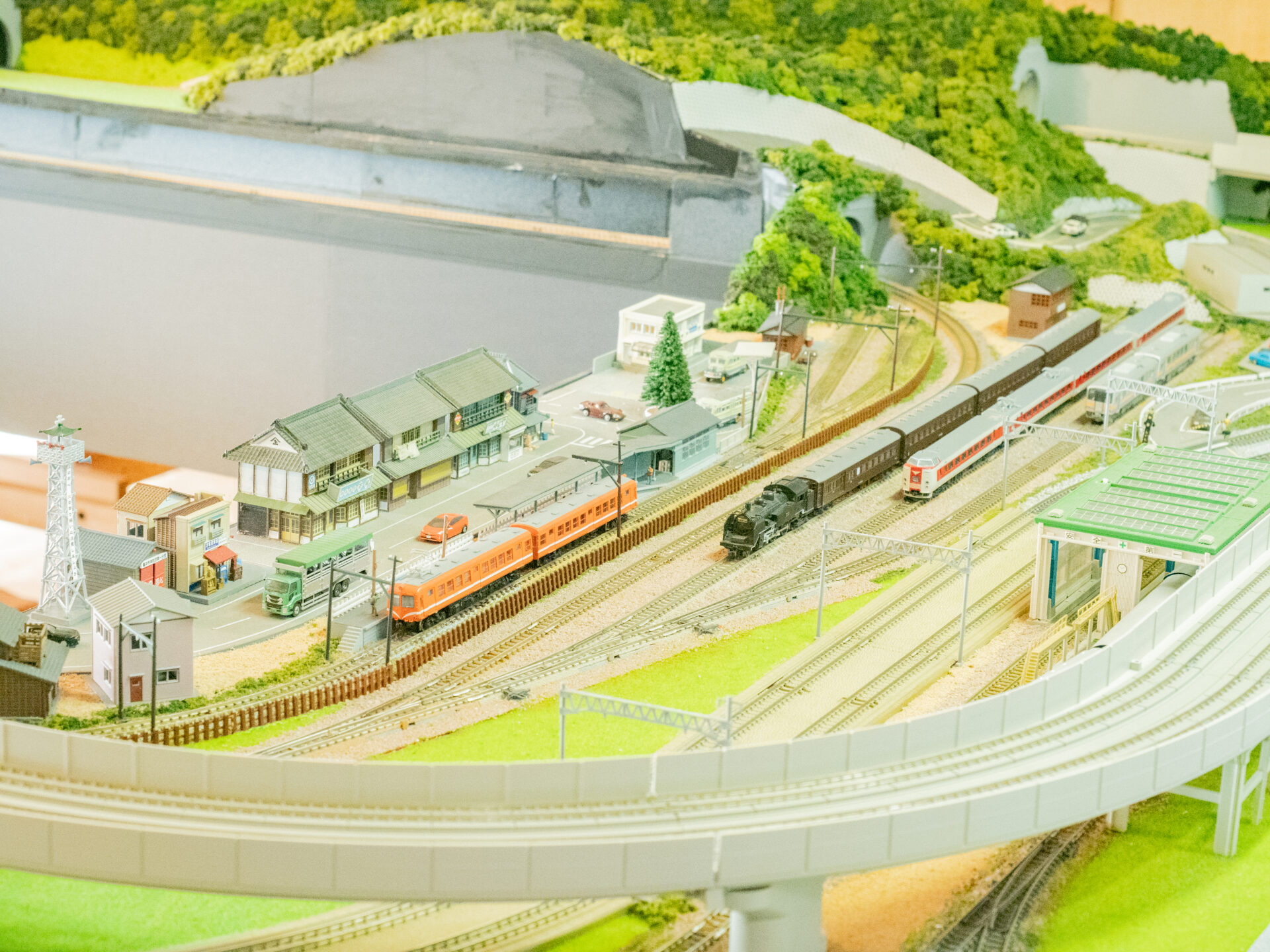 縁社屋/クロスポイント:鉄道模型