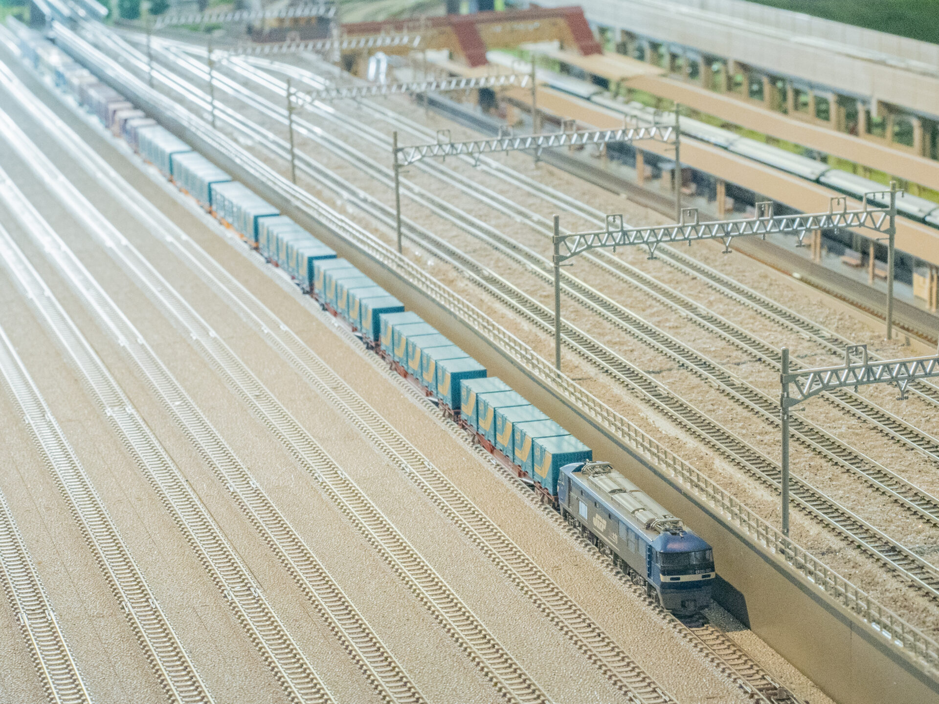 縁社屋/クロスポイント:鉄道模型