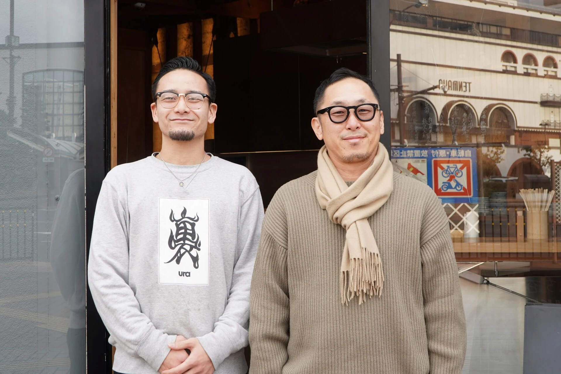 立ち呑みura ～ 出会いから生まれた店構えやメニュー。新たな交流も生まれる倉敷駅前の立ち呑み屋