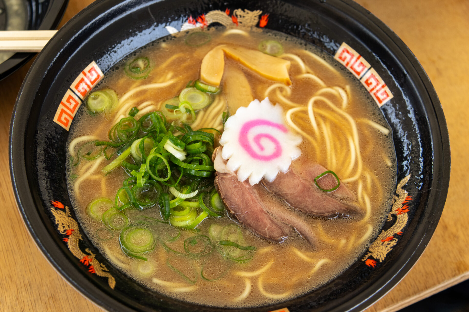 猪骨醤油中華そば