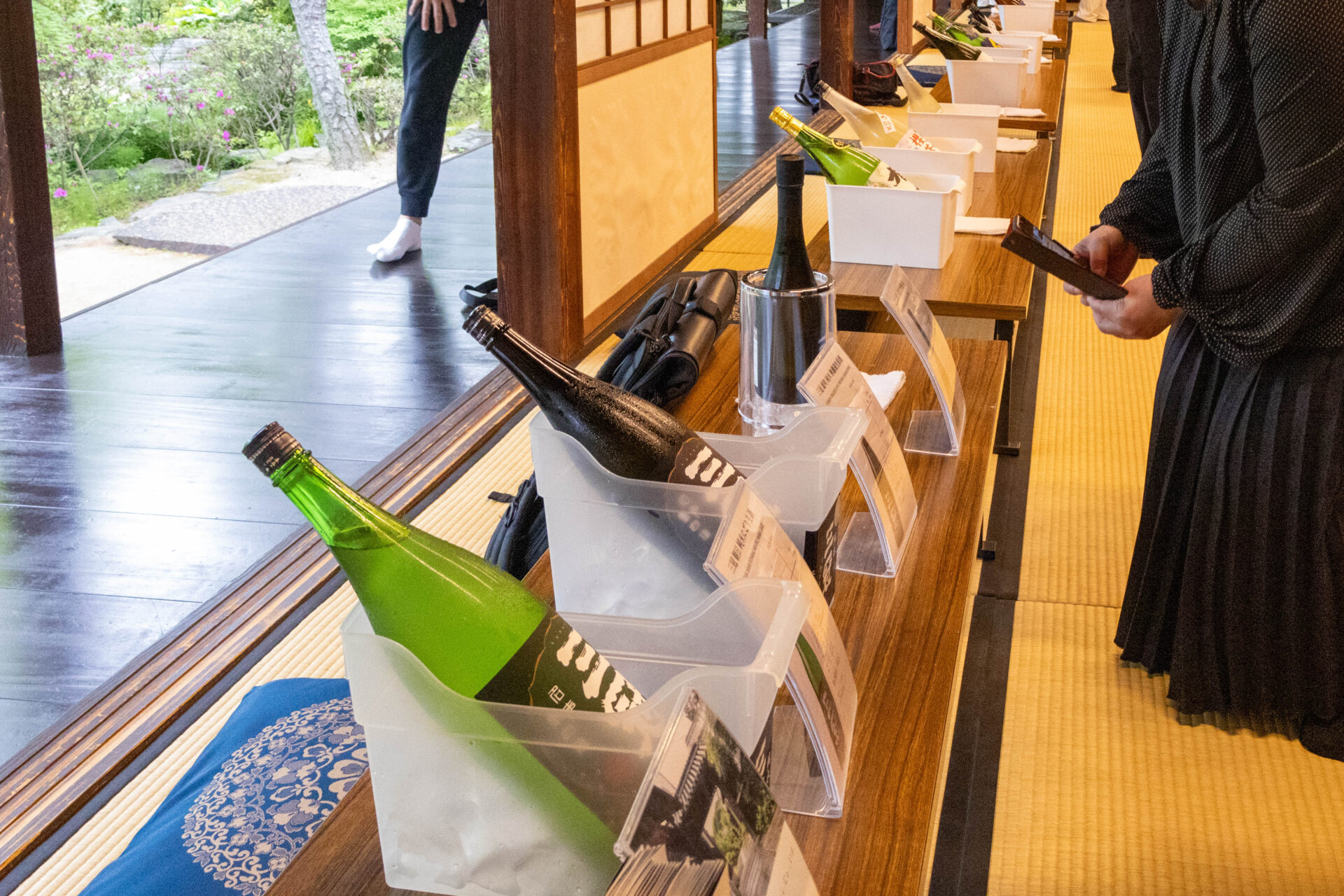 ずらりと用意された日本酒