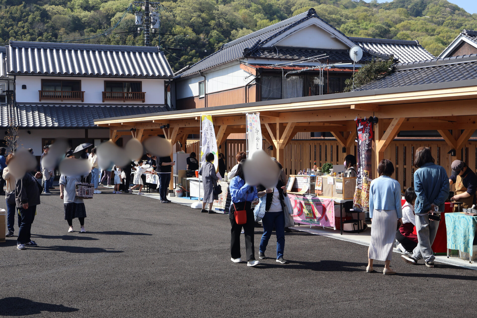 やかげ西町イベント広場のようす
