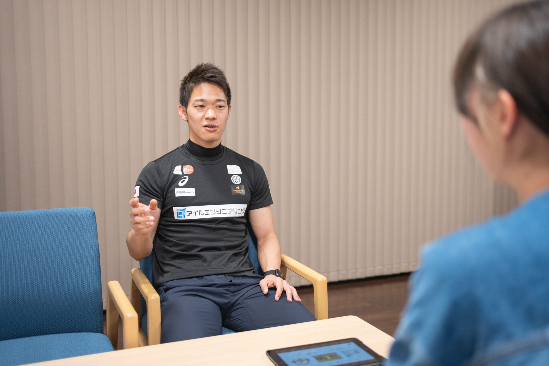 取材を受ける森下仁道さん
