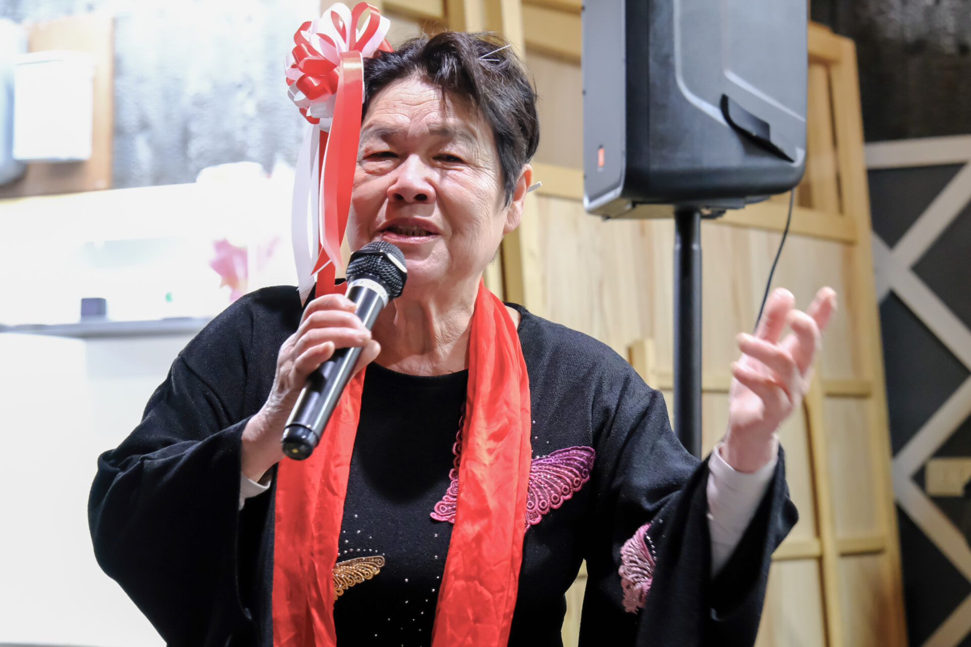 「夜桜お七」を歌う余傳さん