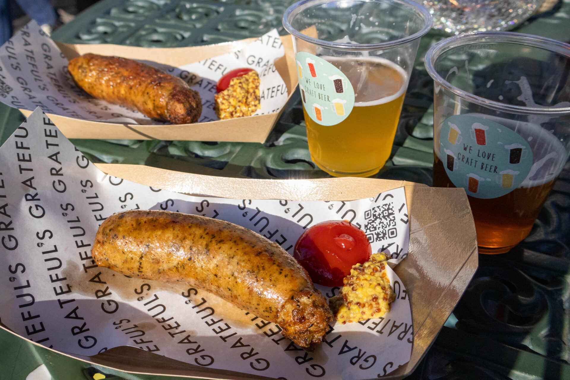 ハーブソーセージと地ビール