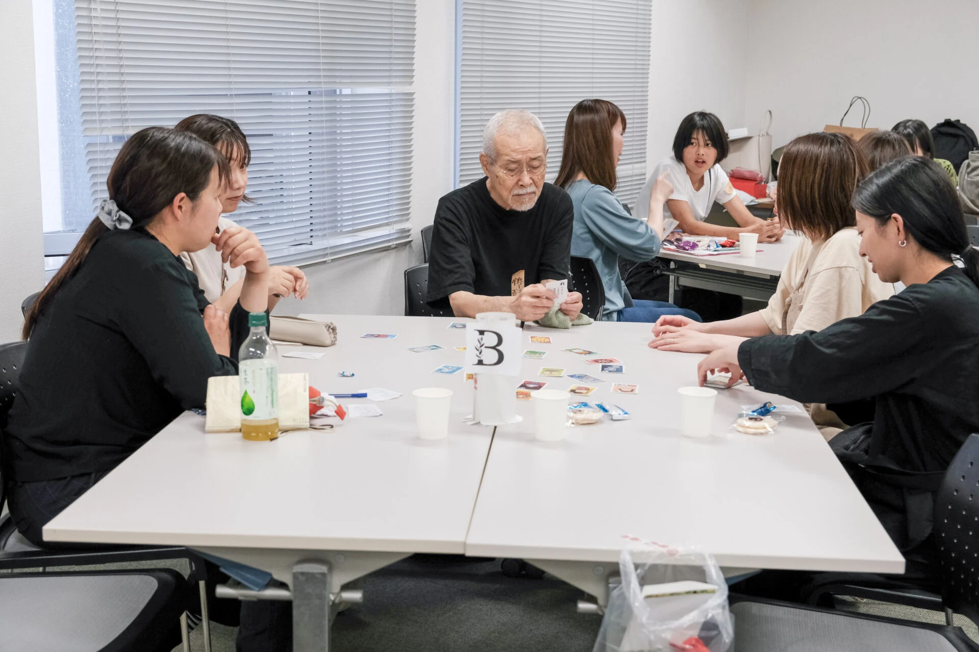 手話学習会（2024年6月22日開催）～ 手話を使う若者が企画！手話話者と手話学習者が交流しながら手話表現を磨きました