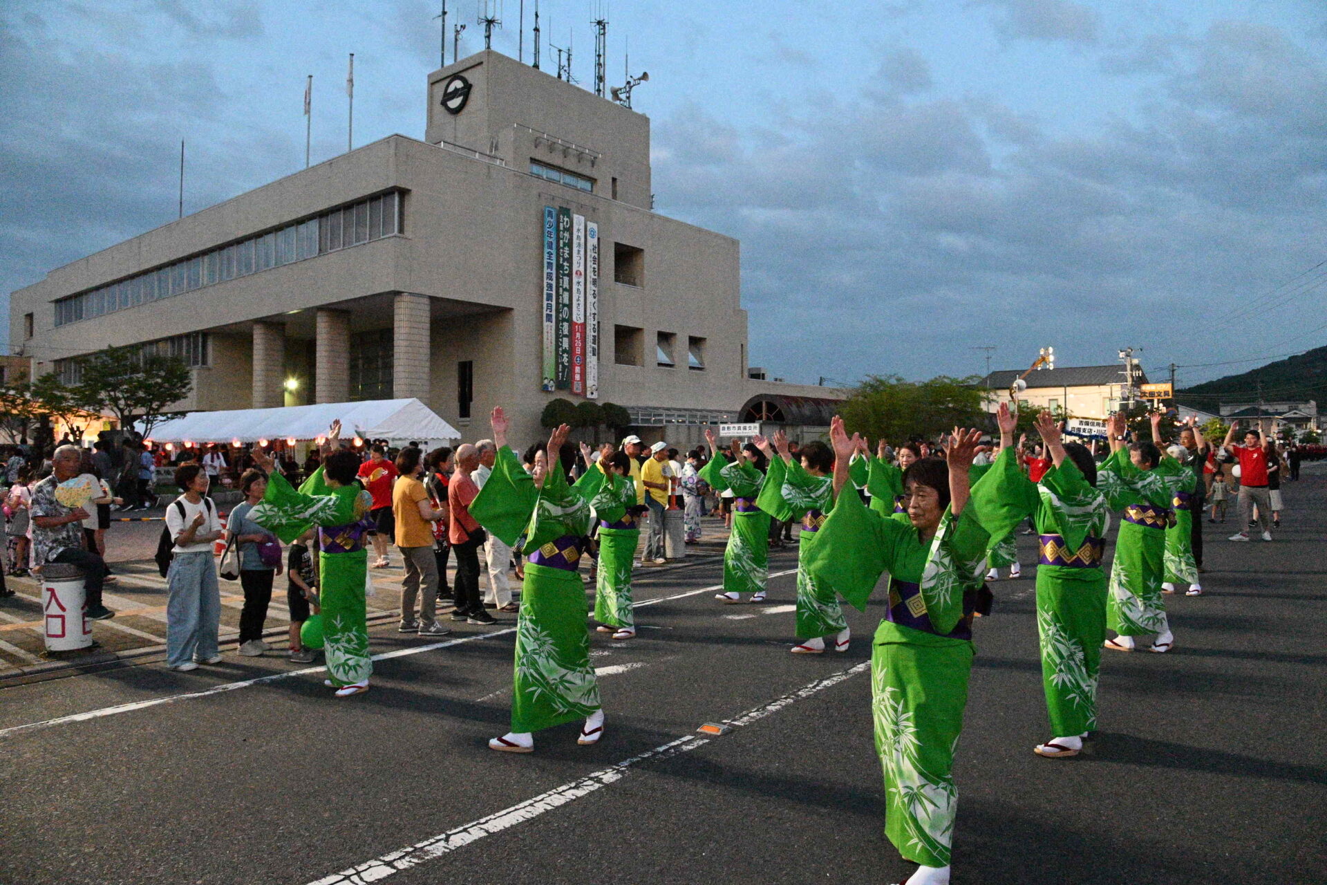 第14回真備・船穂総おどりのようす