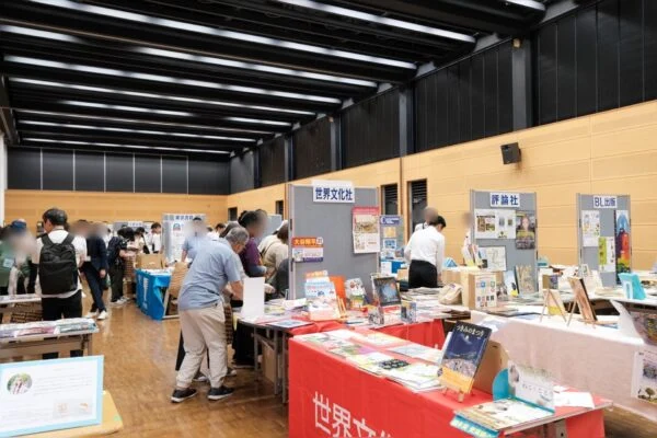 第12回学校図書館向け優良図書展示会（2024年8月1日開催） ～ 出版社・教育現場職員・行政が、子どもたちにとってより良い学校図書館環境を求め続けるブックマルシェ