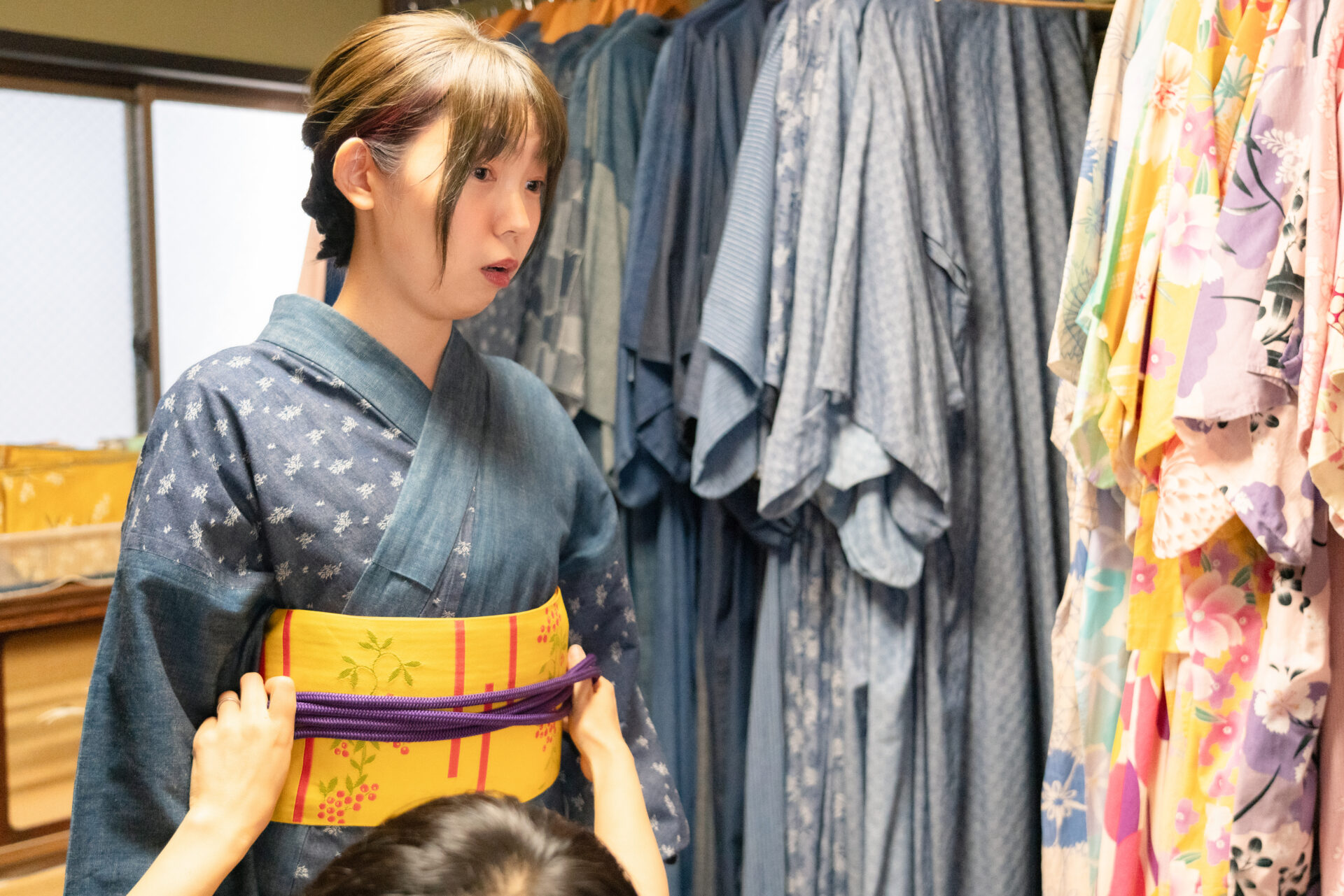 スタッフと相談しながら帯締めを決定