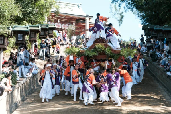 鴻八幡宮の例大祭（2024年10月12･13日開催）～ 地域の人たちが地域のために盛り上がる「しゃぎり」と「だんじり」を堪能するお祭り