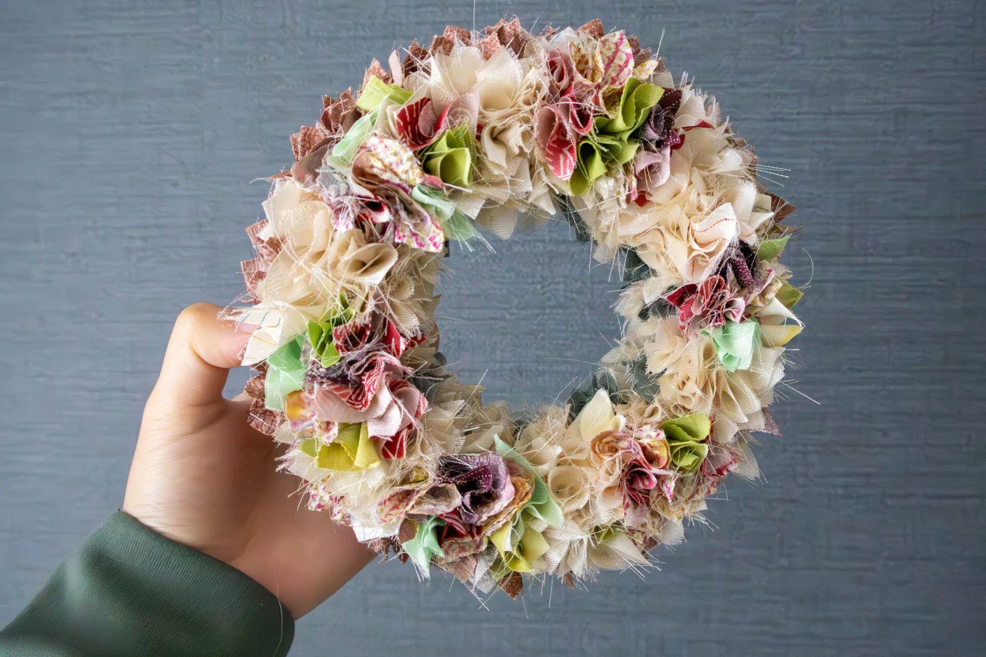 竹姫「着物リース」ワークショップ ～ 着物のはぎれから作り出すリースでクリスマスを彩ろう