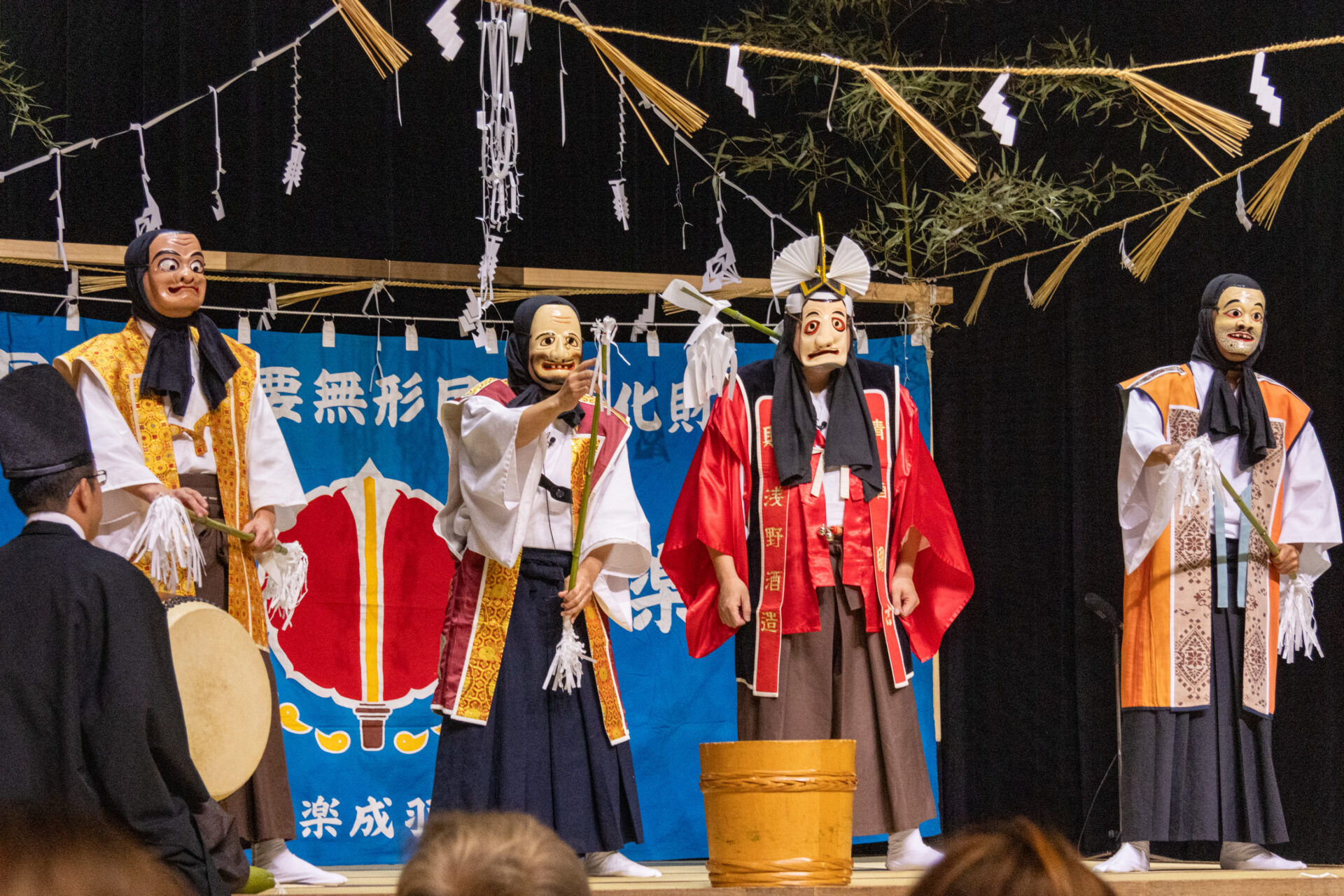 八岐大蛇（ヤマタノオロチ）に飲ませる毒酒を作る酒の神「松尾明神」