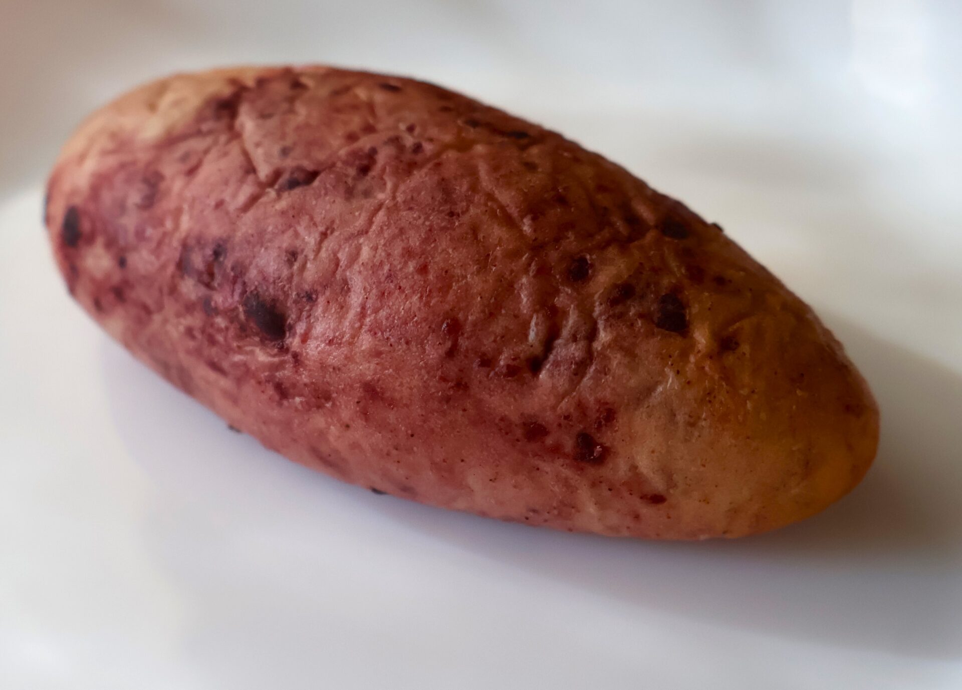 まるで本物!?さつまいもパン
