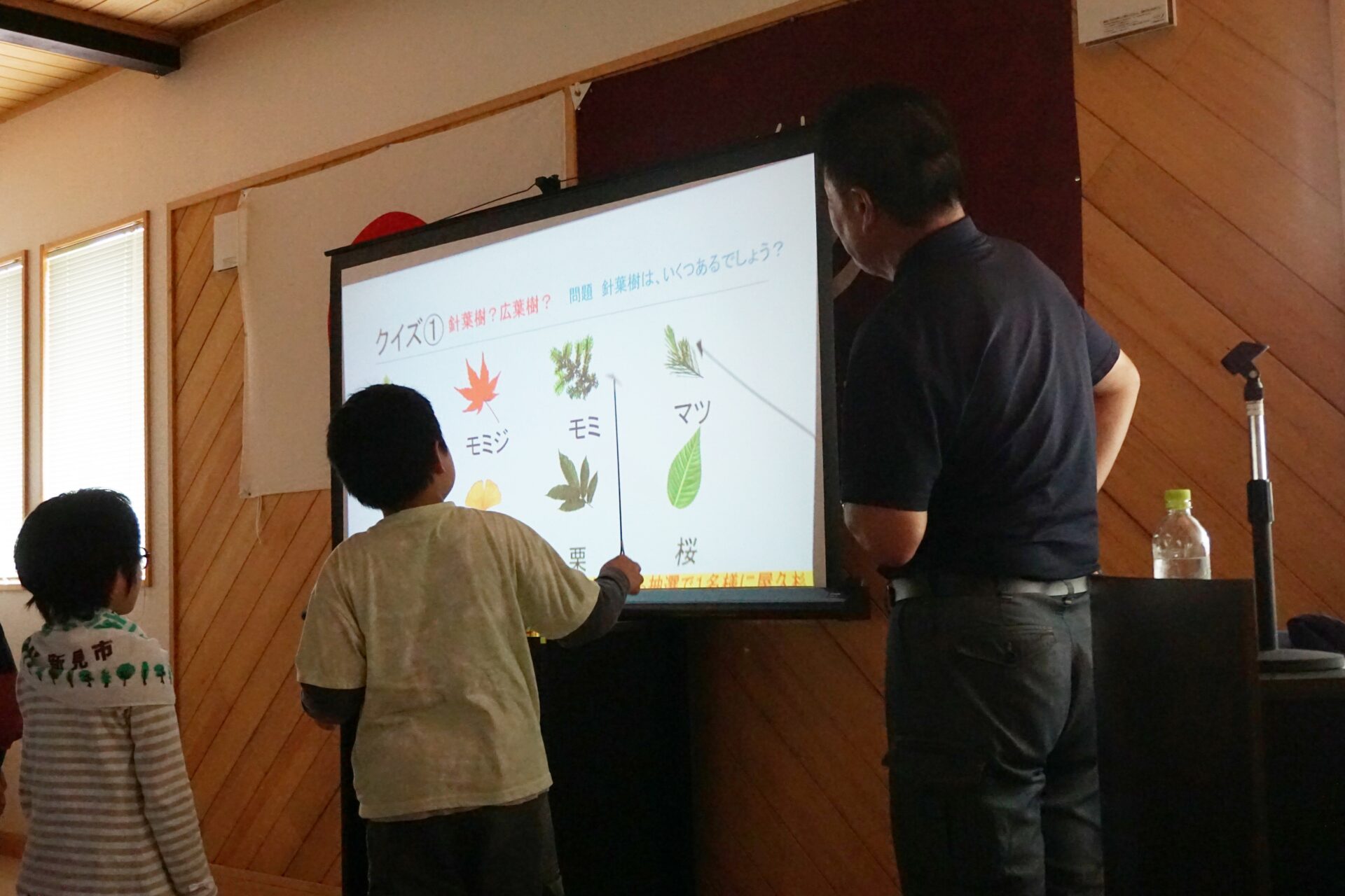 プログラムのなかには、子どもから大人まで楽しめるクイズもありました
