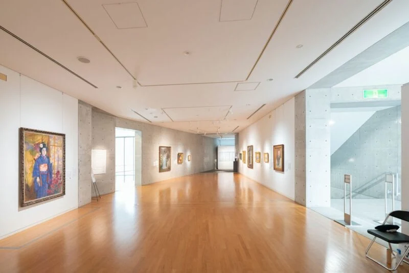 高梁市成羽美術館　展示風景